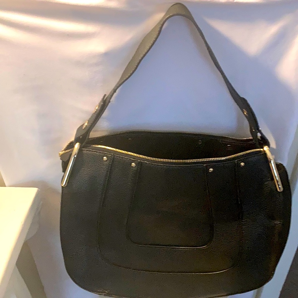 Black shoulder bag.